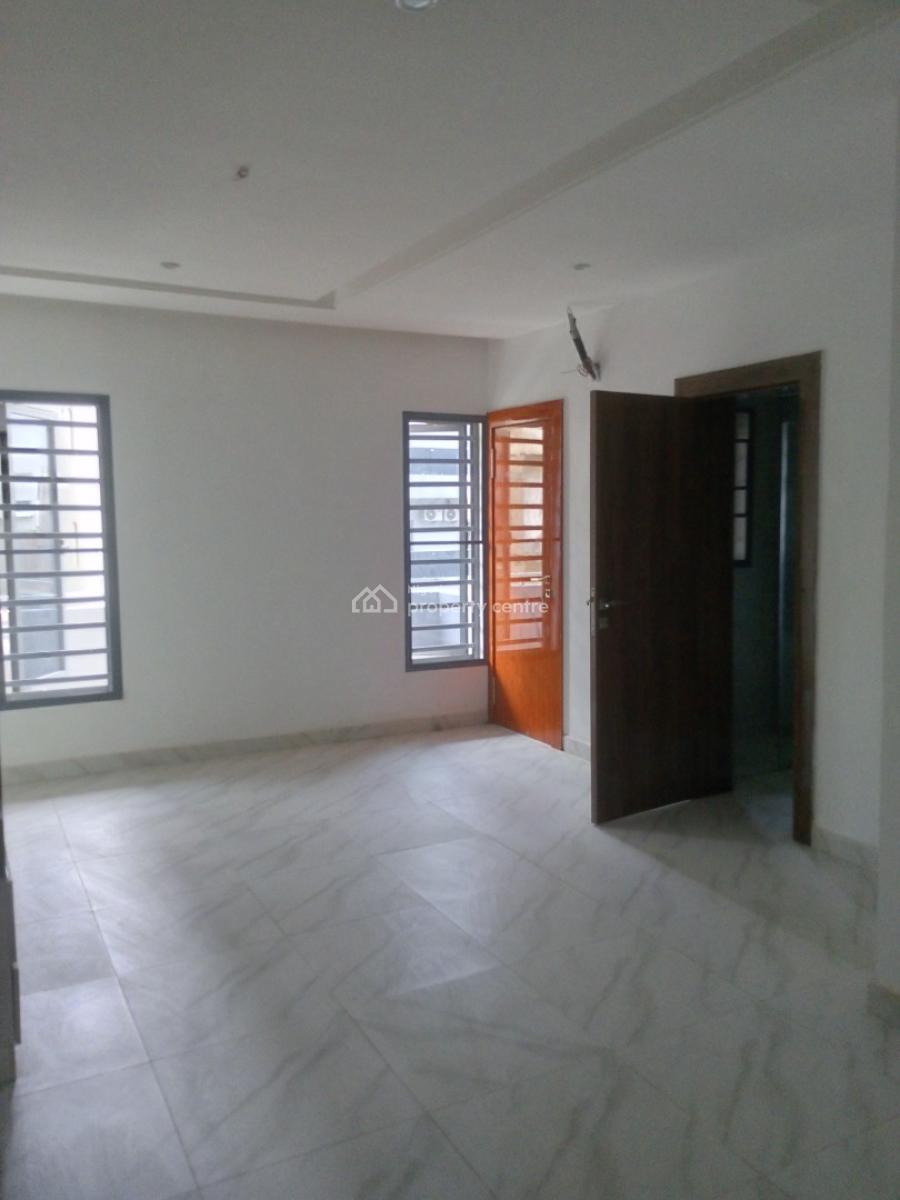 3 Bedroom Apartment (new), Off Freedom Way, Lekki Phase 1, Lekki, Lagos, Flat / Apartment for Rent