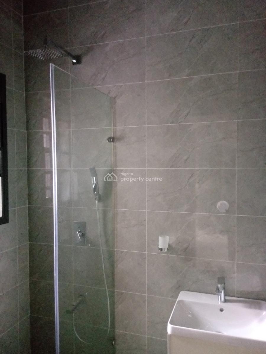 3 Bedroom Apartment (new), Off Freedom Way, Lekki Phase 1, Lekki, Lagos, Flat / Apartment for Rent