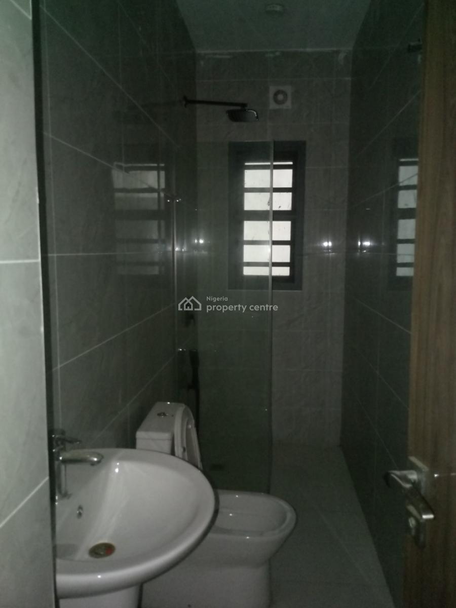 3 Bedroom Apartment (new), Off Freedom Way, Lekki Phase 1, Lekki, Lagos, Flat / Apartment for Rent