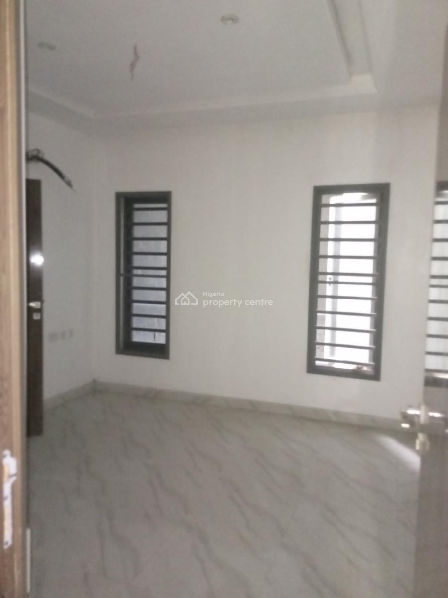 3 Bedroom Apartment (new), Off Freedom Way, Lekki Phase 1, Lekki, Lagos, Flat / Apartment for Rent