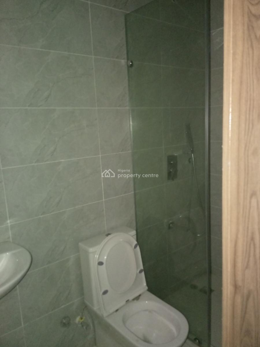 3 Bedroom Apartment (new), Off Freedom Way, Lekki Phase 1, Lekki, Lagos, Flat / Apartment for Rent