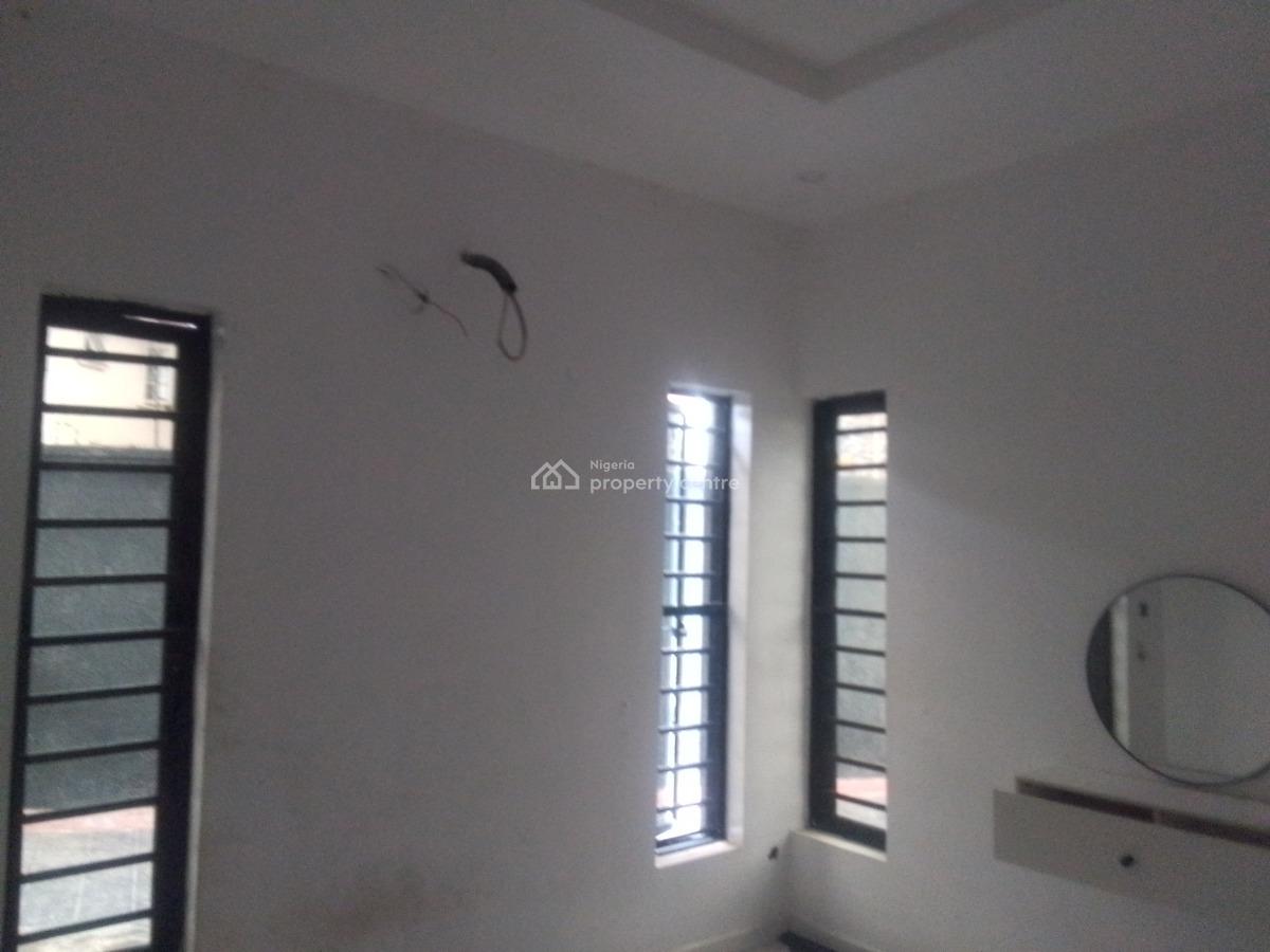 Spacious Luxury 2 Bedroom Flat with Excellent Features, Peace Close, Ogombo, Ajah, Lagos, Flat / Apartment for Rent