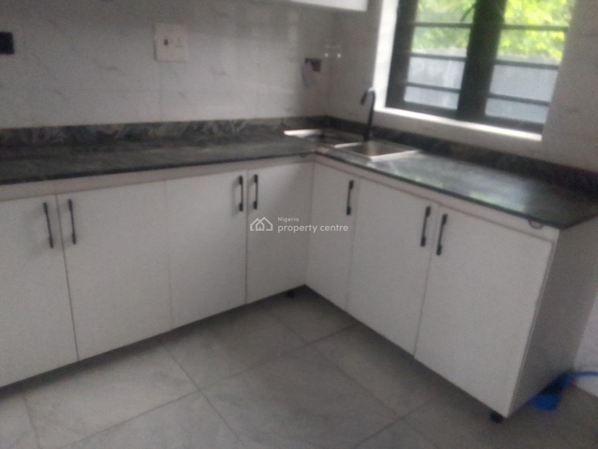 Spacious Luxury 2 Bedroom Flat with Excellent Features, Peace Close, Ogombo, Ajah, Lagos, Flat / Apartment for Rent