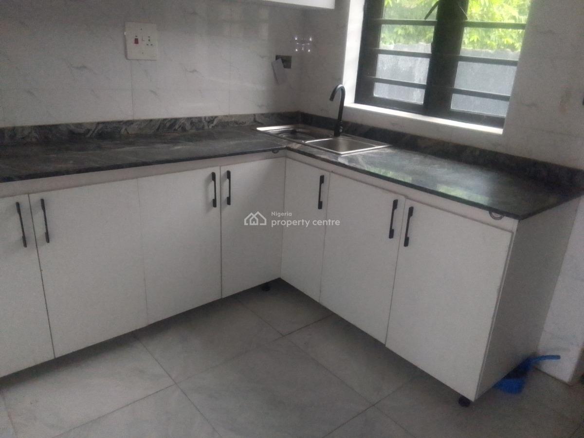 Spacious Luxury 2 Bedroom Flat with Excellent Features, Peace Close, Ogombo, Ajah, Lagos, Flat / Apartment for Rent