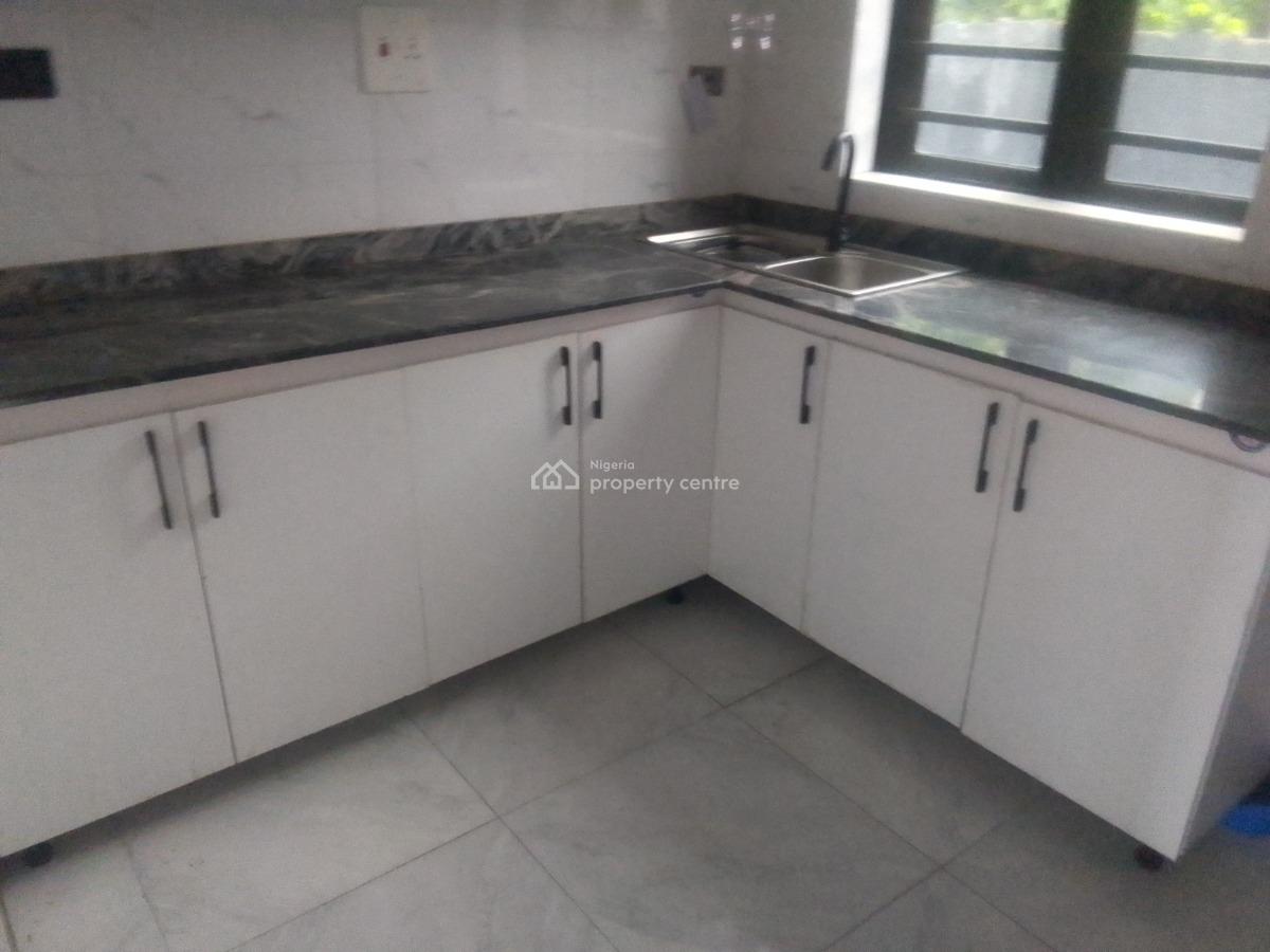 Spacious Luxury 2 Bedroom Flat with Excellent Features, Peace Close, Ogombo, Ajah, Lagos, Flat / Apartment for Rent