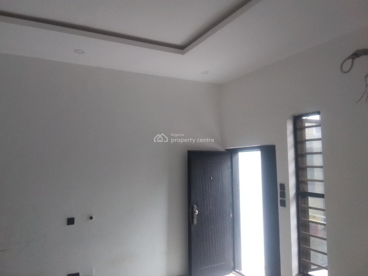 Spacious Luxury 2 Bedroom Flat with Excellent Features, Peace Close, Ogombo, Ajah, Lagos, Flat / Apartment for Rent