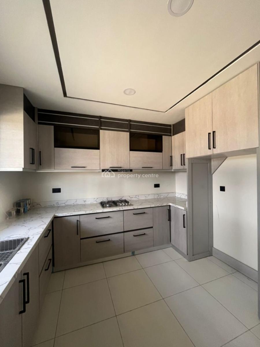 Well Finished 4 Bedroom Terrace Duplex, Lekki Phase 1, Lekki, Lagos, Terraced Duplex for Sale