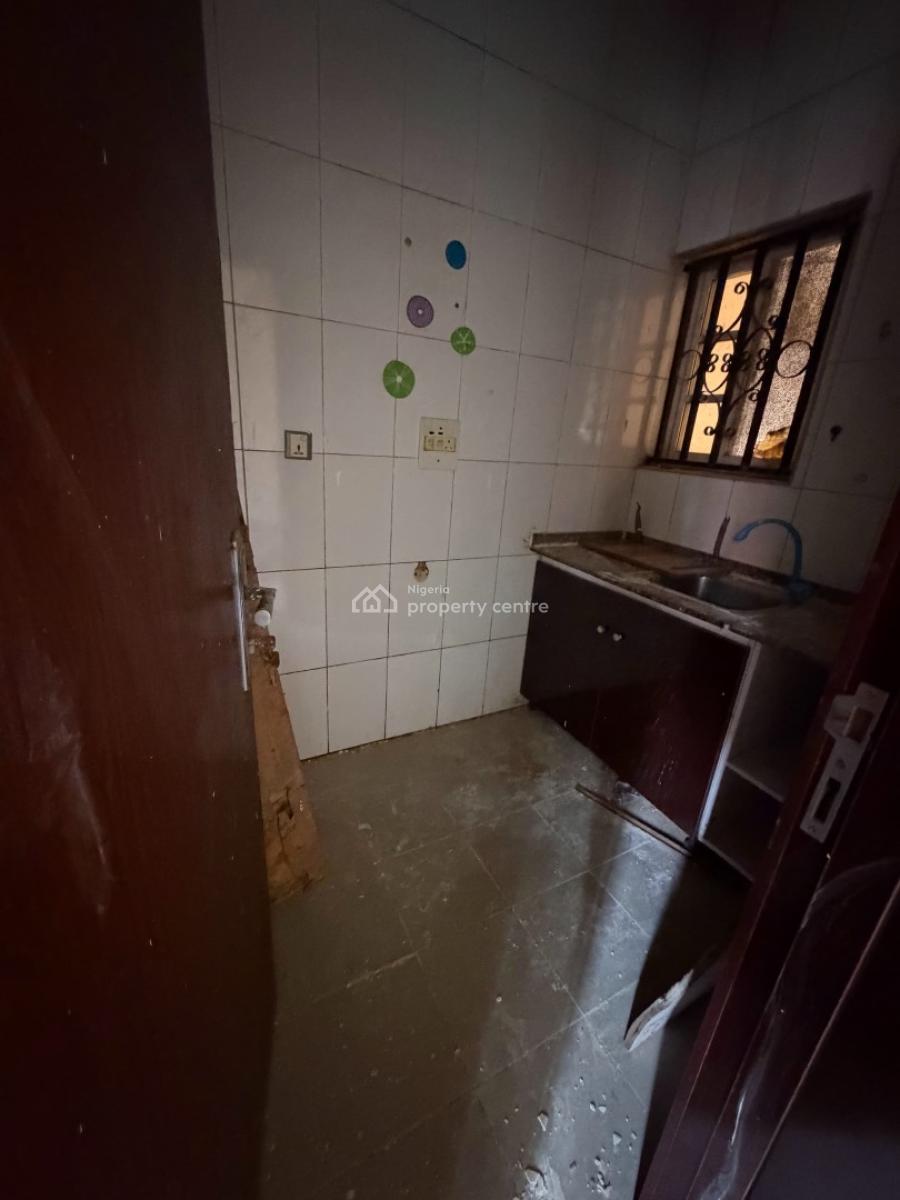 Neatly Built Sefcontain, Dawaki, Gwarinpa, Abuja, Flat / Apartment for Rent