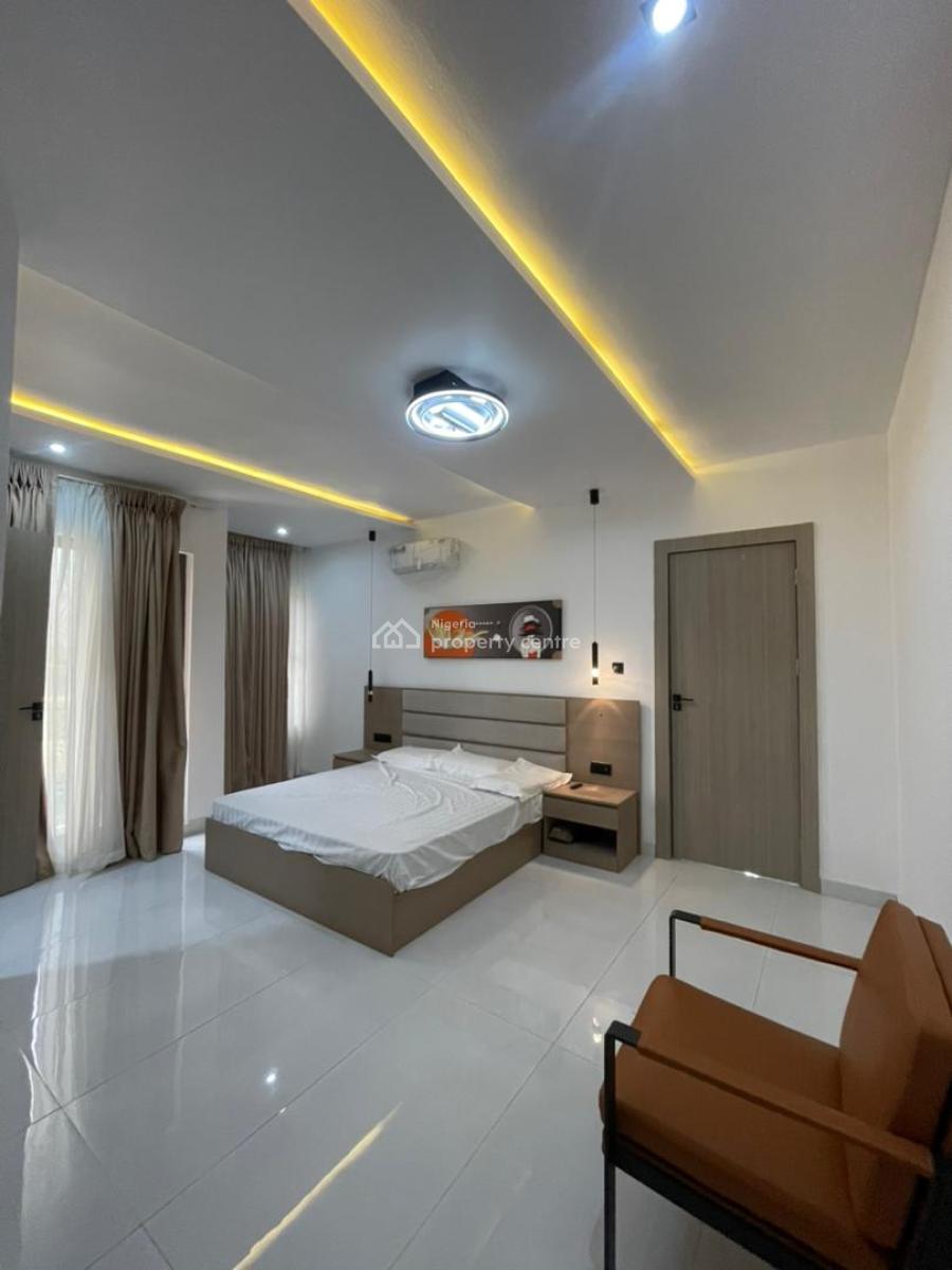 1 Bedroom Serviced Apartment with Modern Amenties Amenities, Lekki Phase 1, Lekki, Lagos, Flat / Apartment for Sale