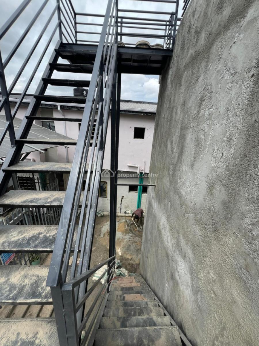 Cashflow-generating Studio Apartment for Investment, Obanikoro, Shomolu, Lagos, Flat / Apartment for Sale