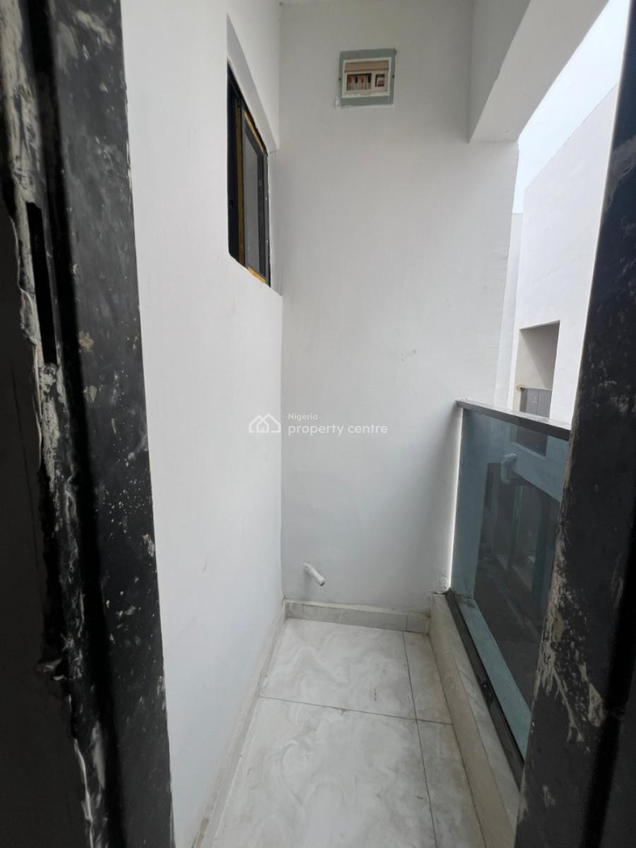Cashflow-generating Studio Apartment for Investment, Obanikoro, Shomolu, Lagos, Flat / Apartment for Sale