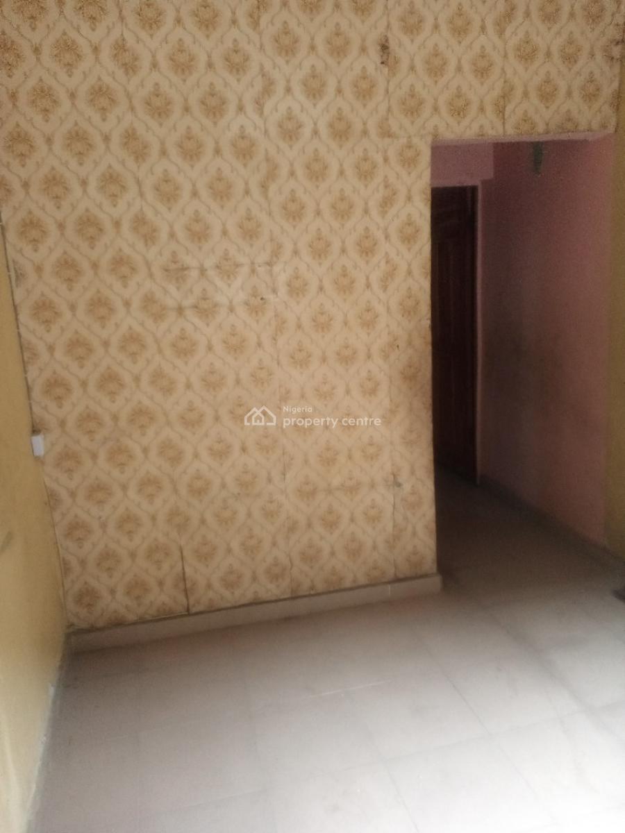 Mini Flat, Orile Iganmu Off Babs Animashun, Surulere, Lagos, Mini Flat (room and Parlour) for Rent