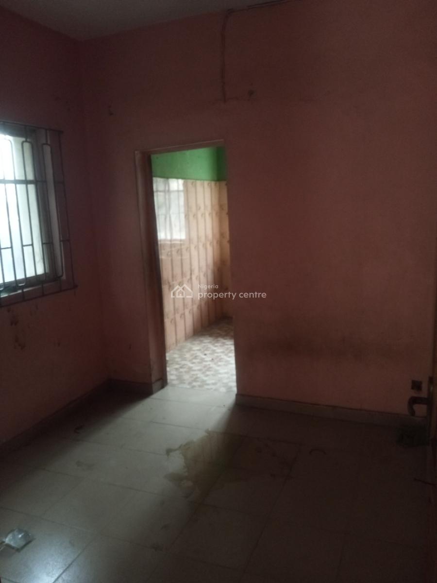 Mini Flat, Orile Iganmu Off Babs Animashun, Surulere, Lagos, Mini Flat (room and Parlour) for Rent