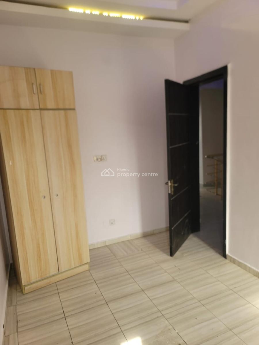 a Spacious Room, Orchid Road, Golden Palm Estate, Lekki, Lagos, Self Contain (single Rooms) for Rent