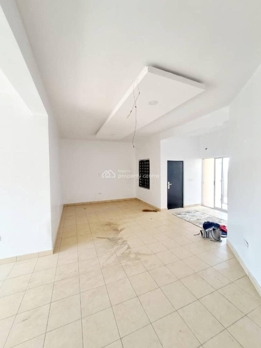 Well Built 3 Bedroom Apartment in a Serene Environment, Ologolo, Lekki, Lagos, Flat / Apartment for Rent