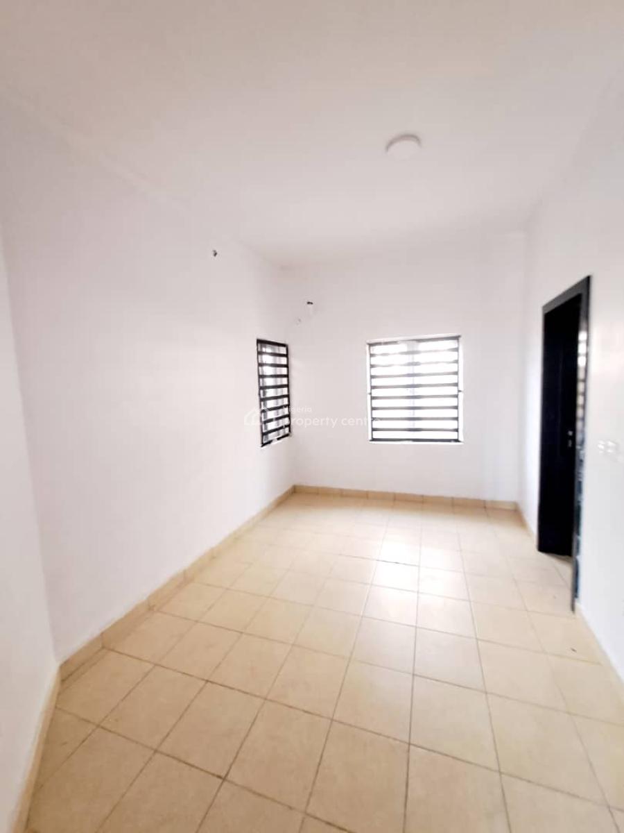 Well Built 3 Bedroom Apartment in a Serene Environment, Ologolo, Lekki, Lagos, Flat / Apartment for Rent