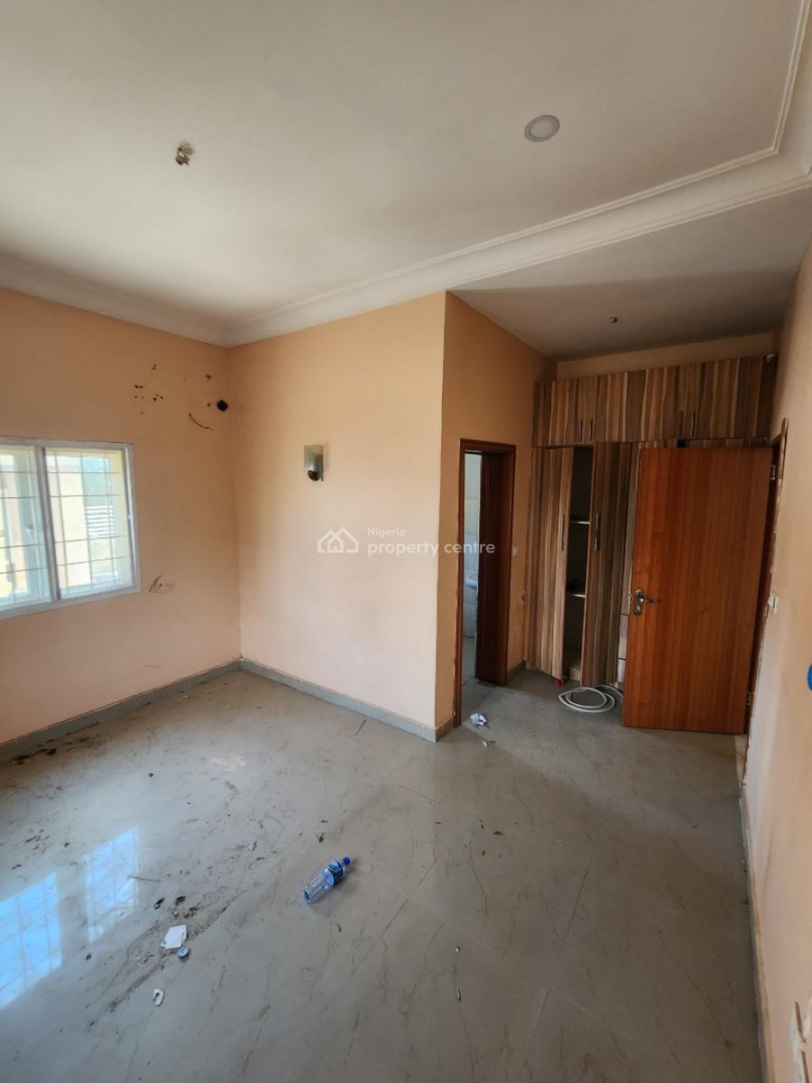Luxury Two Bedroom Block of Flat, News Engineering, Dawaki, Gwarinpa, Abuja, Flat / Apartment for Rent