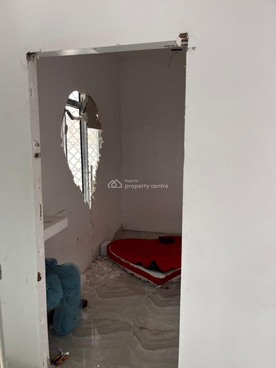 Spacious Shops, Thomas Estate, Ajah, Lagos, Shop for Rent
