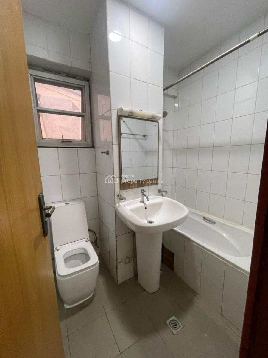 Well Maintained Partly Furnished 4 Bedroom Low-rise Apartment, 1004 Estate, Victoria Island (vi), Lagos, Flat / Apartment for Rent
