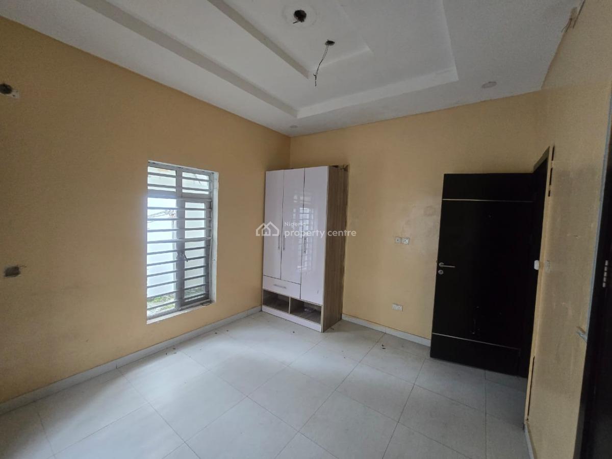 3-bedroom Apartment, Off Oladimeji, Lekki Phase 1, Lekki, Lagos, Flat / Apartment for Rent