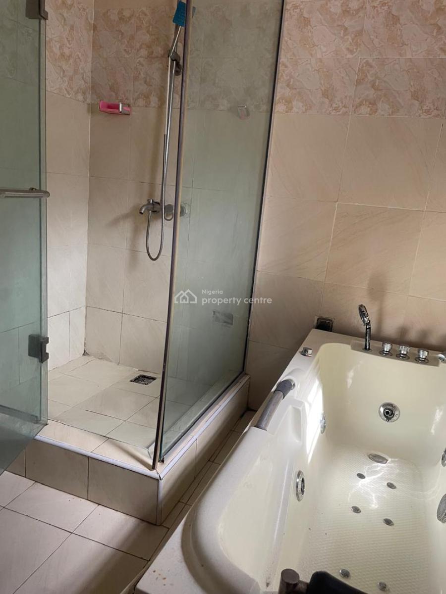 Distress 4 Bedrooms Semi Detached Duplex with a Bq, Ikota School, Lekki, Lagos, Semi-detached Duplex for Sale