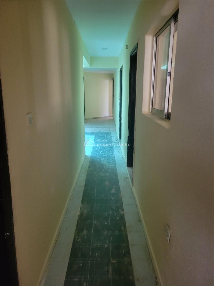 Spacious 4 Bedroom Detached House with 2 Rooms Bq, Garki, Abuja, Detached Bungalow for Rent