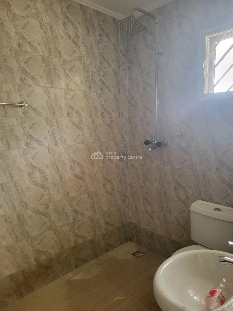 Spacious 4 Bedroom Detached House with 2 Rooms Bq, Garki, Abuja, Detached Bungalow for Rent