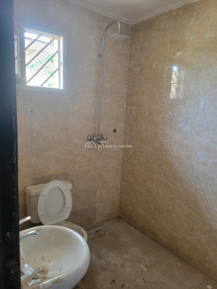 Spacious 4 Bedroom Detached House with 2 Rooms Bq, Garki, Abuja, Detached Bungalow for Rent