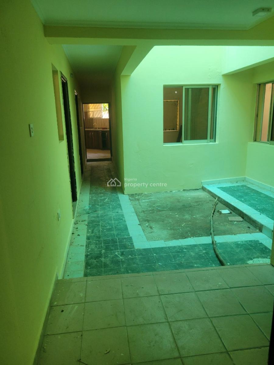 Spacious 4 Bedroom Detached House with 2 Rooms Bq, Garki, Abuja, Detached Bungalow for Rent