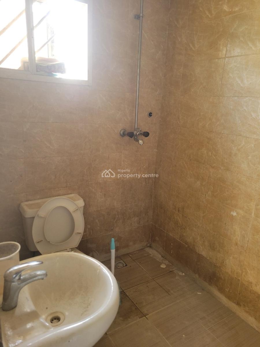 Spacious 4 Bedroom Detached House with 2 Rooms Bq, Garki, Abuja, Detached Bungalow for Rent
