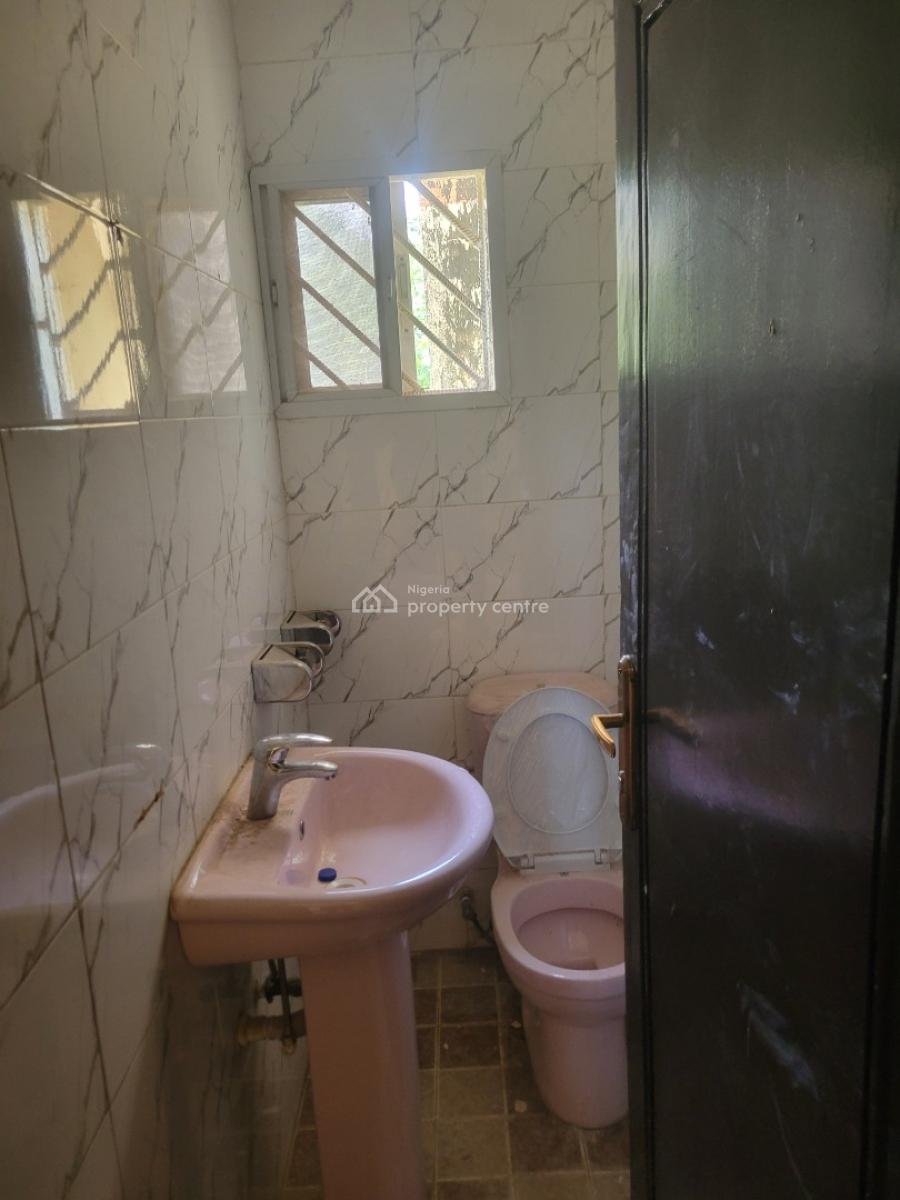 Spacious 4 Bedroom Detached House with 2 Rooms Bq, Garki, Abuja, Detached Bungalow for Rent