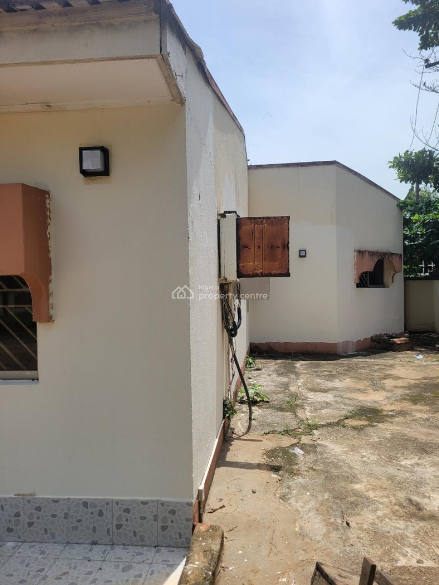 Spacious 4 Bedroom Detached House with 2 Rooms Bq, Garki, Abuja, Detached Bungalow for Rent