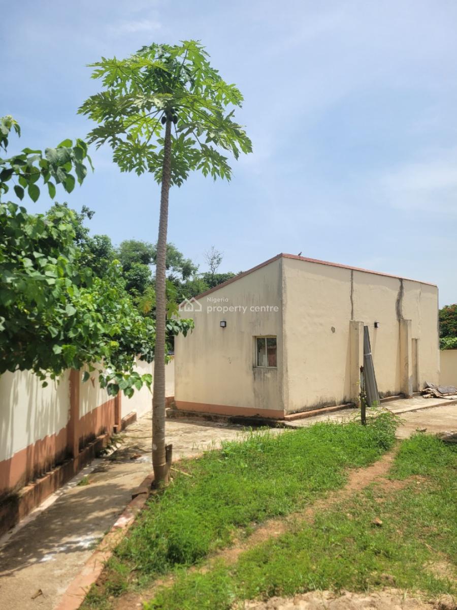 Spacious 4 Bedroom Detached House with 2 Rooms Bq, Garki, Abuja, Detached Bungalow for Rent