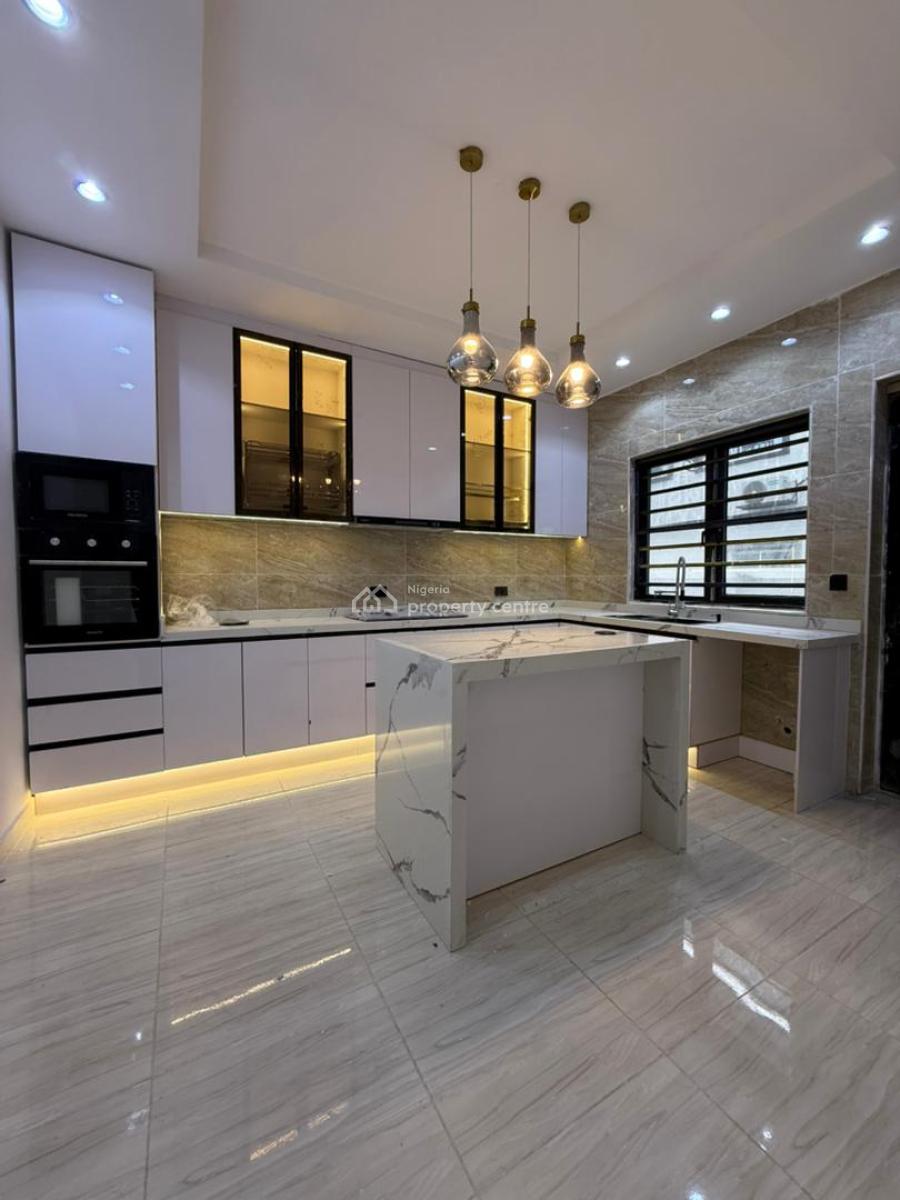 3bedroom Maisonette with Bq and Swimming Pool, Lekki Phase 1, Lekki, Lagos, Terraced Duplex for Rent