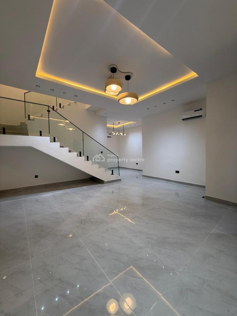 3bedroom Maisonette with Bq and Swimming Pool, Lekki Phase 1, Lekki, Lagos, Terraced Duplex for Rent