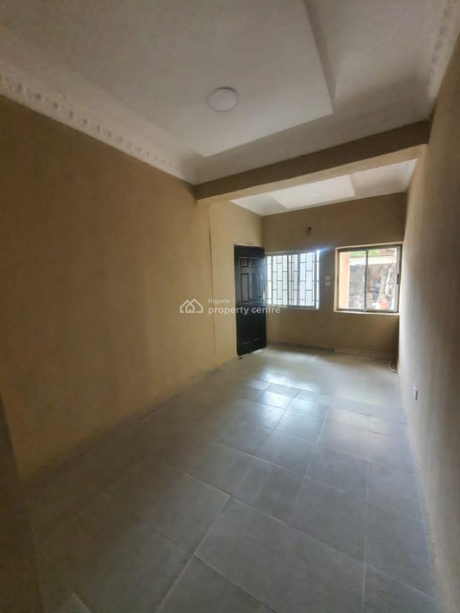 Well Renovated Miniflat with Open Plan Kitchen 1 Front Unit Downstairs, Off Admiralty, Lekki Phase 1, Lekki, Lagos, Mini Flat (room and Parlour) for Rent