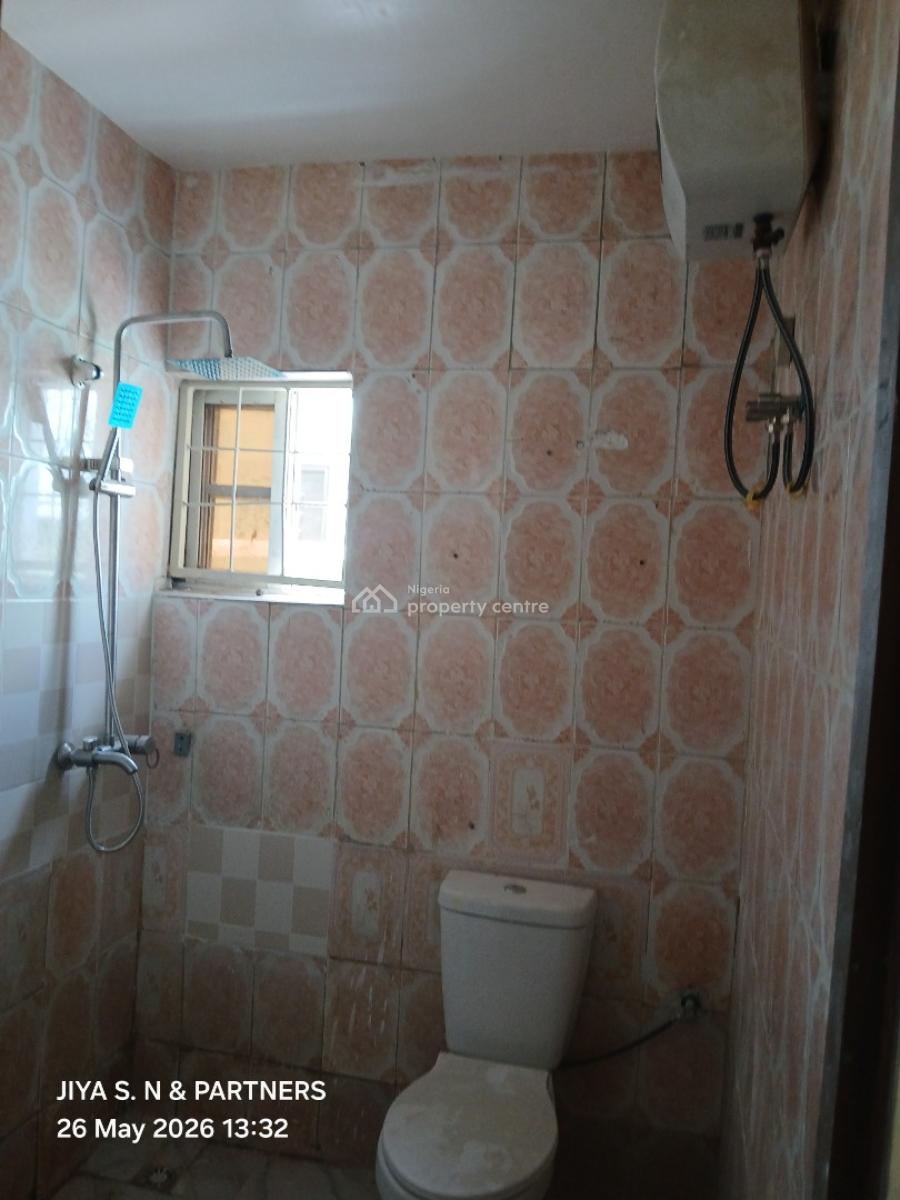 3 Bedroom Semi-detached Bungalow Alone in The Compound, Sunnyvale Estate, Galadimawa, Abuja, Semi-detached Bungalow for Rent