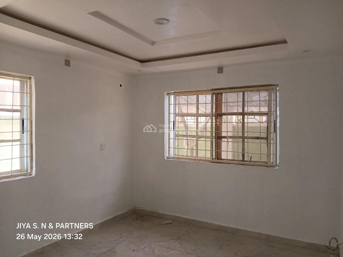 3 Bedroom Semi-detached Bungalow Alone in The Compound, Sunnyvale Estate, Galadimawa, Abuja, Semi-detached Bungalow for Rent
