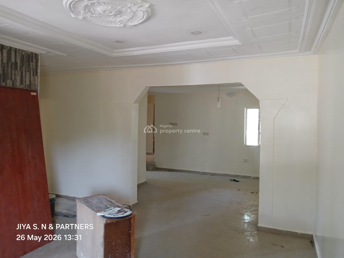 3 Bedroom Semi-detached Bungalow Alone in The Compound, Sunnyvale Estate, Galadimawa, Abuja, Semi-detached Bungalow for Rent