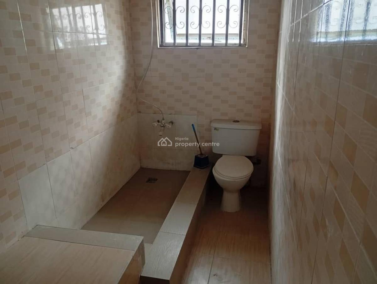 Spacious 3 Bedrooms Flat, Chevy View Estate Chevron Drive, Lekki Phase 1, Lekki, Lagos, Flat / Apartment for Rent