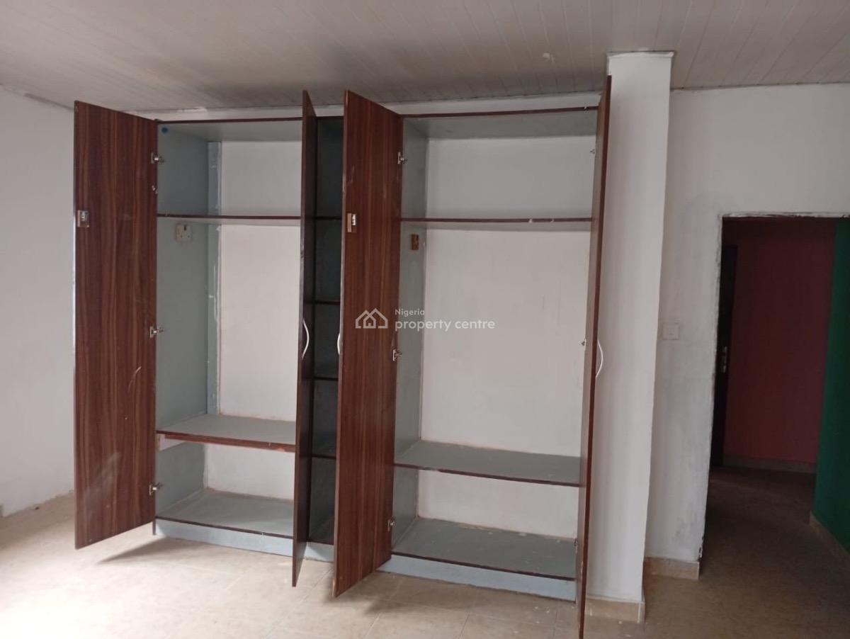 Spacious 3 Bedrooms Flat, Chevy View Estate Chevron Drive, Lekki Phase 1, Lekki, Lagos, Flat / Apartment for Rent