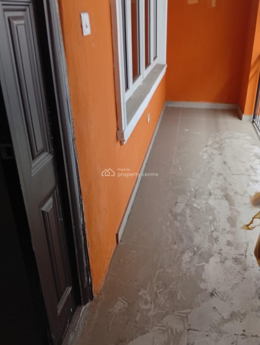 Spacious 3 Bedrooms Flat, Chevy View Estate Chevron Drive, Lekki Phase 1, Lekki, Lagos, Flat / Apartment for Rent