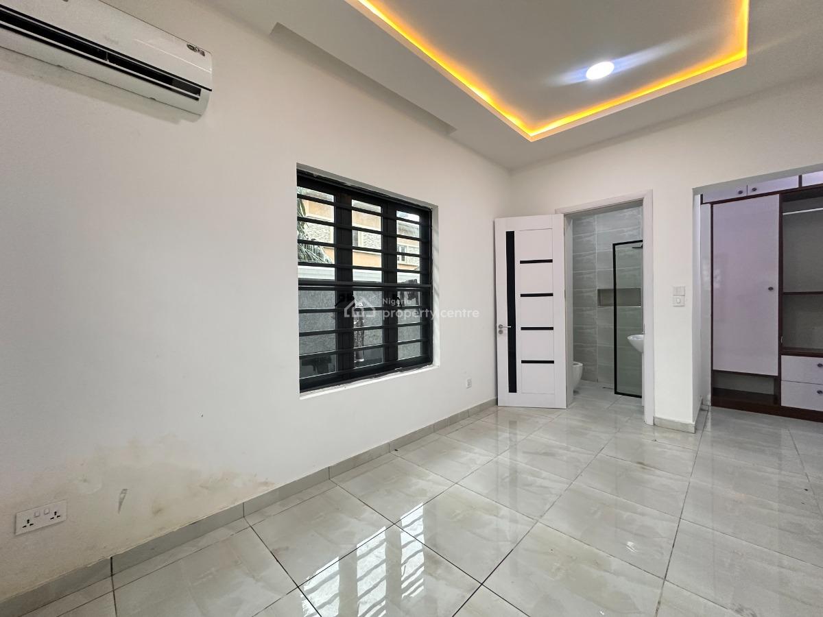 3 Bedroom Apartment Available, Lekki Phase 1, Lekki, Lagos, Flat / Apartment for Rent