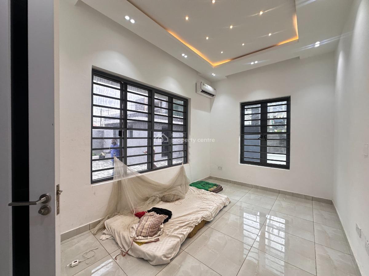 3 Bedroom Apartment Available, Lekki Phase 1, Lekki, Lagos, Flat / Apartment for Rent
