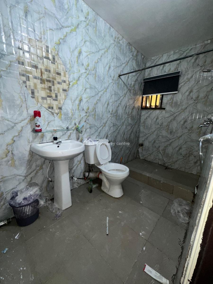 Specious and Newly Renovated Mini Flat, Off New Road Alpha Beach Igbo Efon Lekki, Lekki, Lagos, Mini Flat (room and Parlour) for Rent