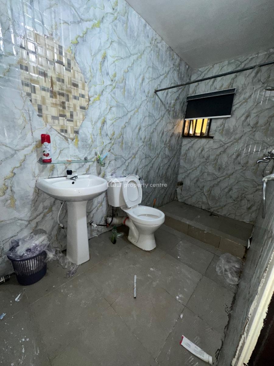 Specious and Newly Renovated Mini Flat, Off New Road Alpha Beach Igbo Efon Lekki, Lekki, Lagos, Mini Flat (room and Parlour) for Rent