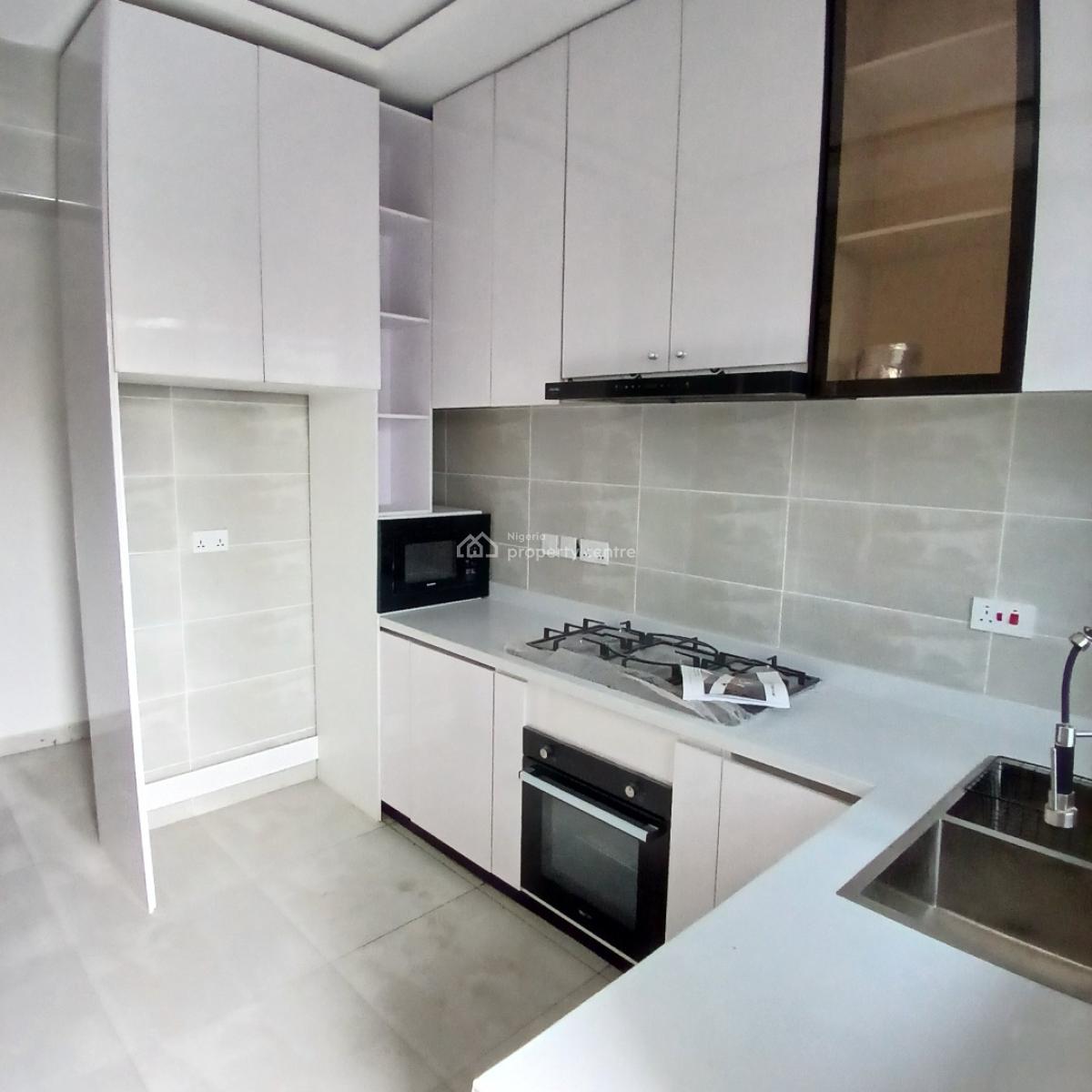 3 Bedroom Luxury Apartment with Bq, Lekki Phase 1, Lekki, Lagos, Flat / Apartment for Sale