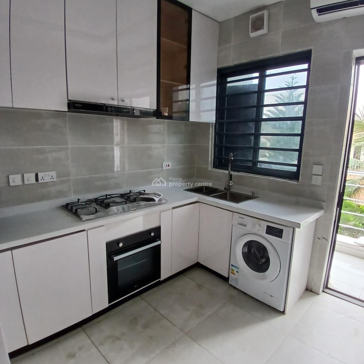 3 Bedroom Luxury Apartment with Bq, Lekki Phase 1, Lekki, Lagos, Flat / Apartment for Sale