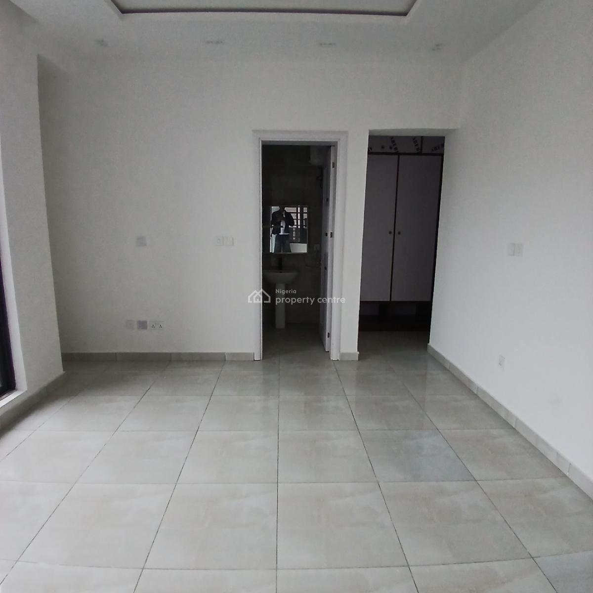 3 Bedroom Luxury Apartment with Bq, Lekki Phase 1, Lekki, Lagos, Flat / Apartment for Sale