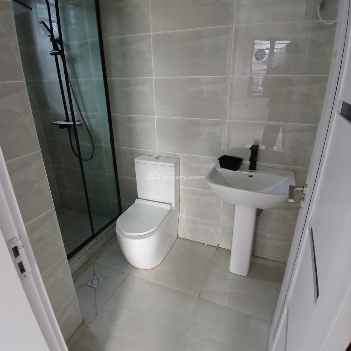 Newly Built 3 Bedroom Apartment with Bq, Lekki Phase 1, Lekki, Lagos, Flat / Apartment for Rent